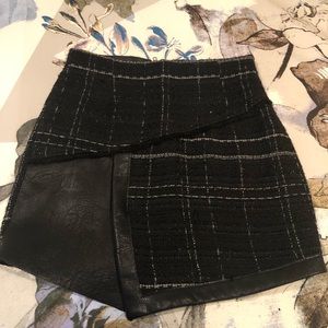 Zara black & white tweed mini skirt